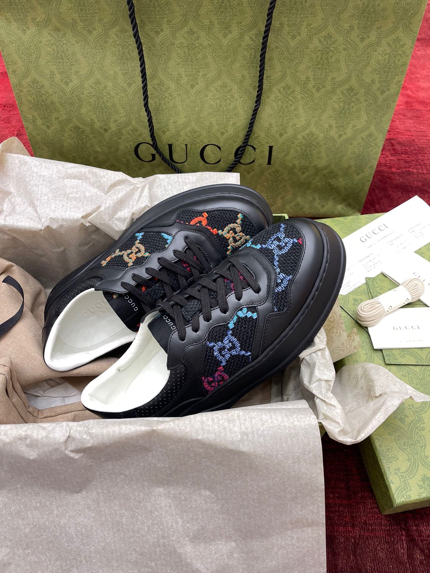 GG SUPREME TRAINERS