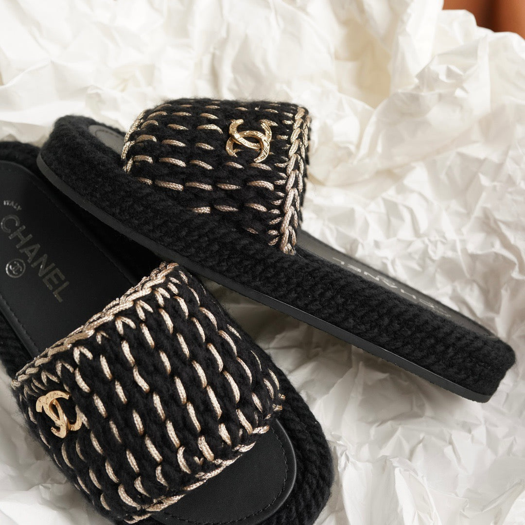 CC SANDALS