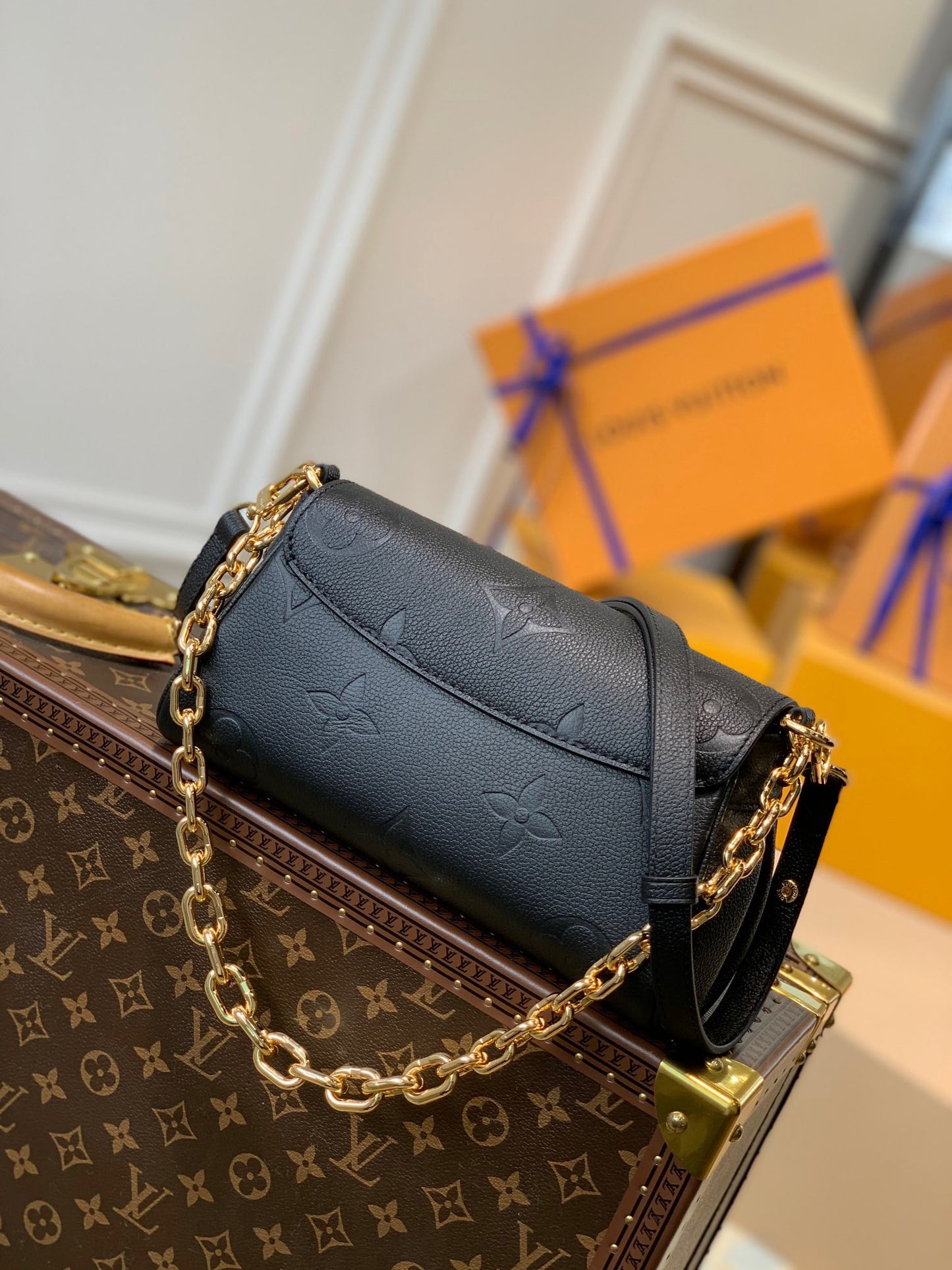 LOU FAVOURITE BAG