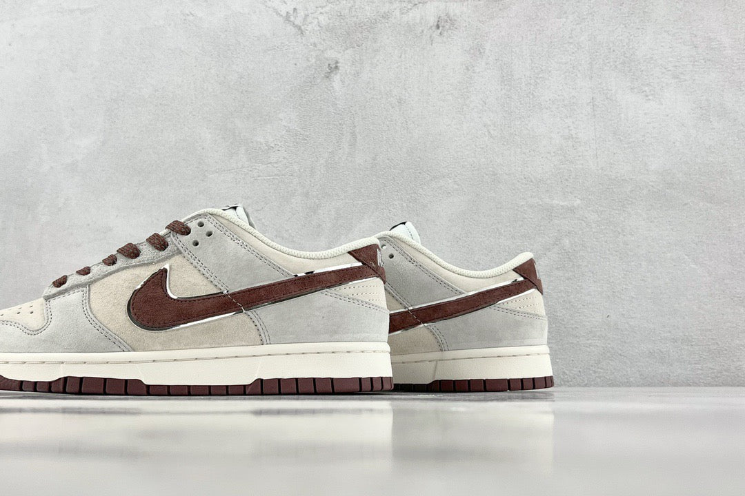 DUNK LOW x OTOMO KATUSHIRO