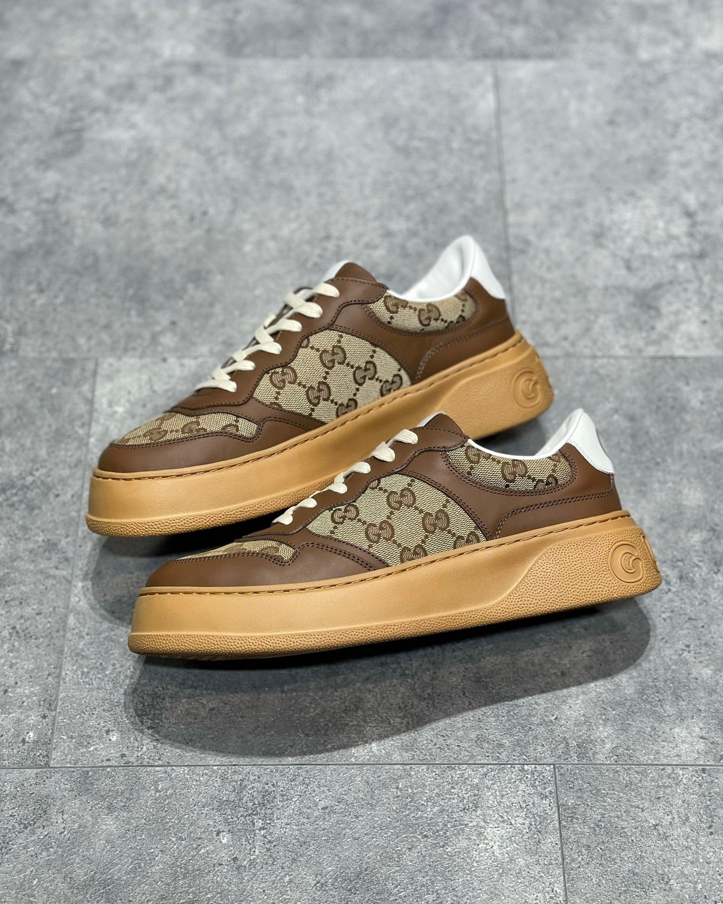 GG SNEAKER