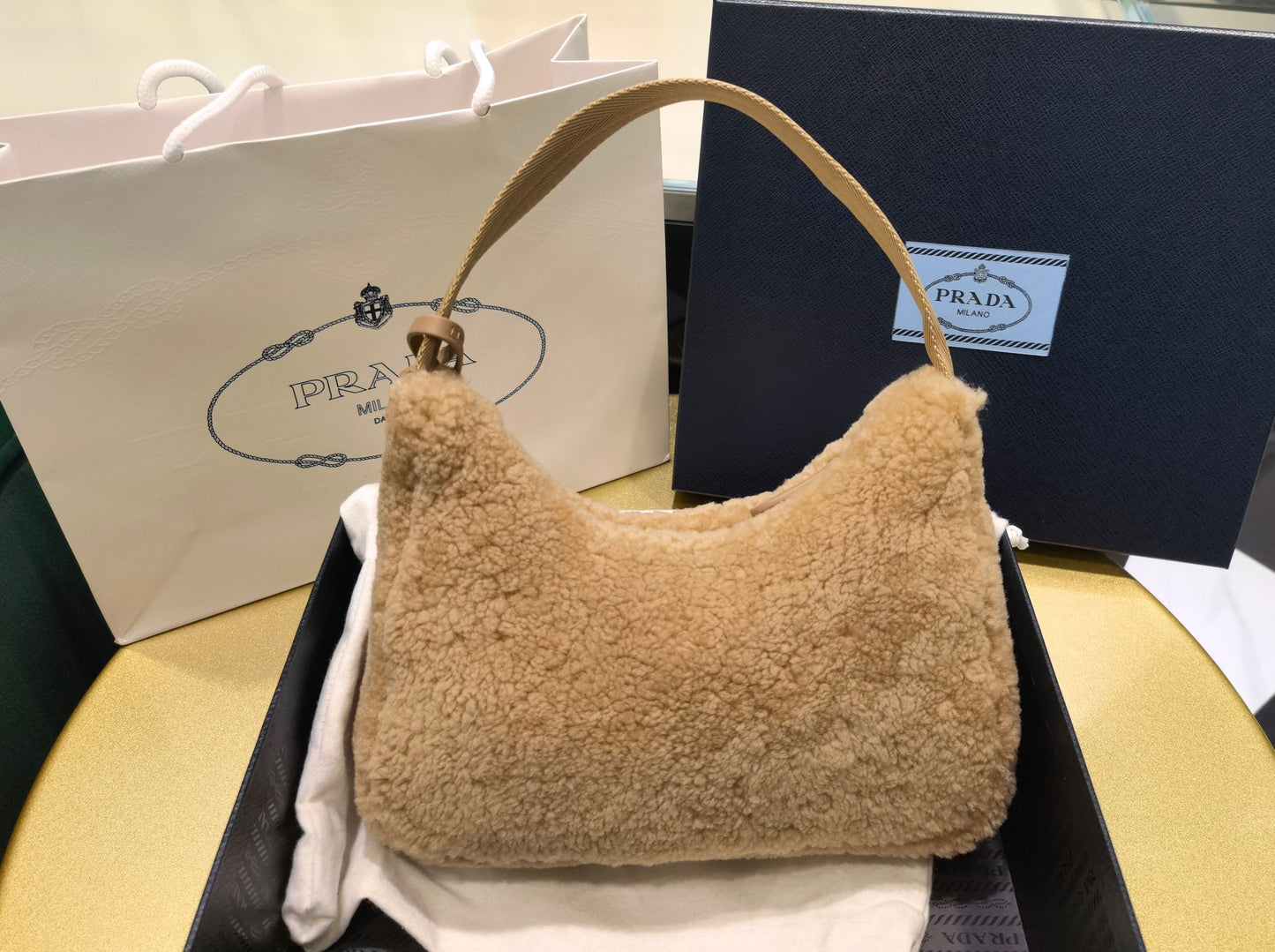 PD RE-EDITION 2000 SHEARLING SHOULDER BAG