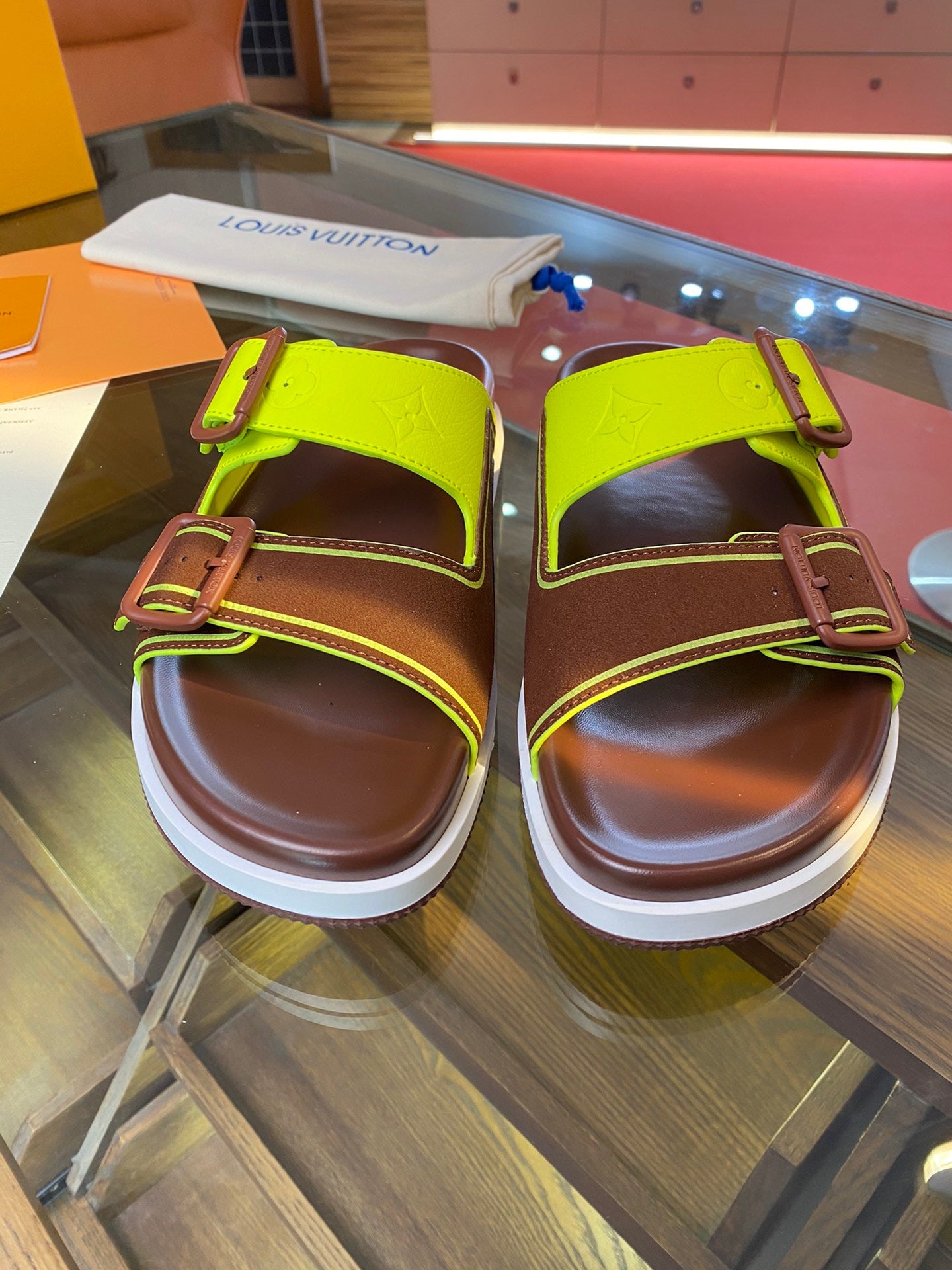LOU TRAINER MULES