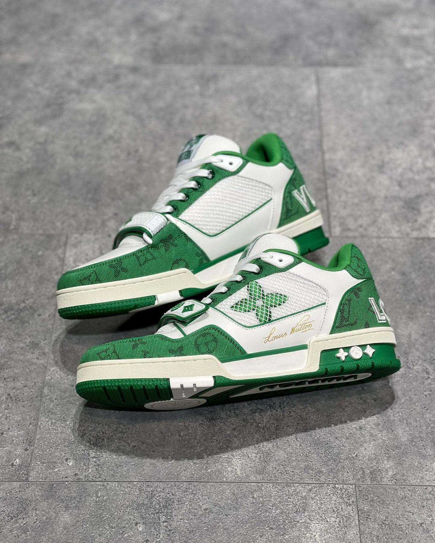 LOU TRAINERS