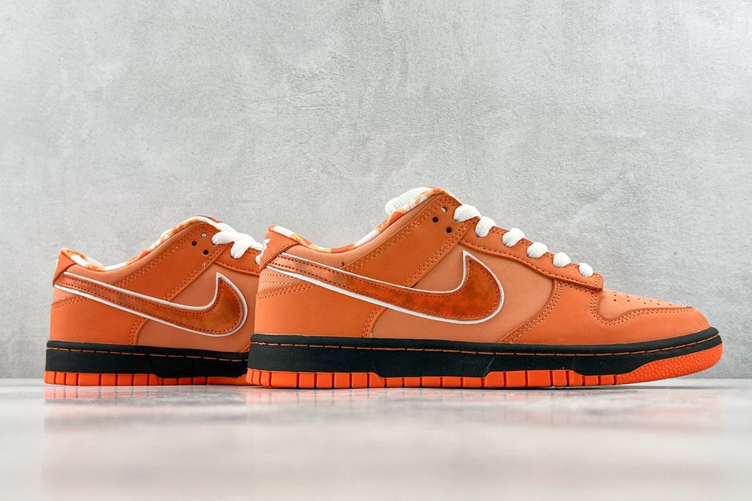 DUNK LOW ORANGE LOBSTER