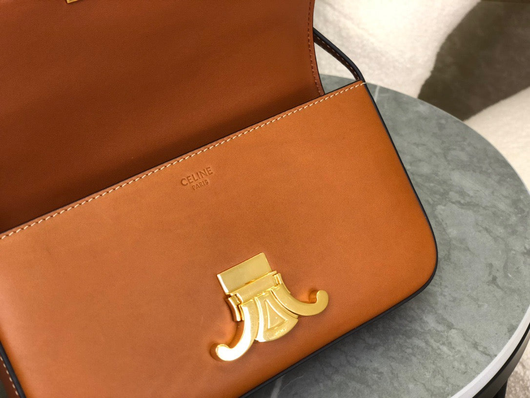 CEL TRIOMPHE SHOULDER BAG