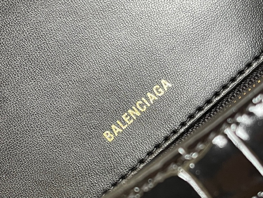 BAL HOURGLASS BAG