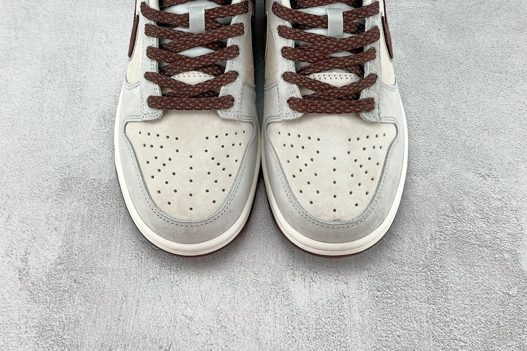 DUNK LOW x OTOMO KATUSHIRO