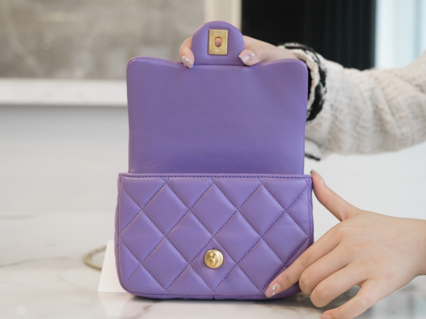 CC MINI FLAP BAG