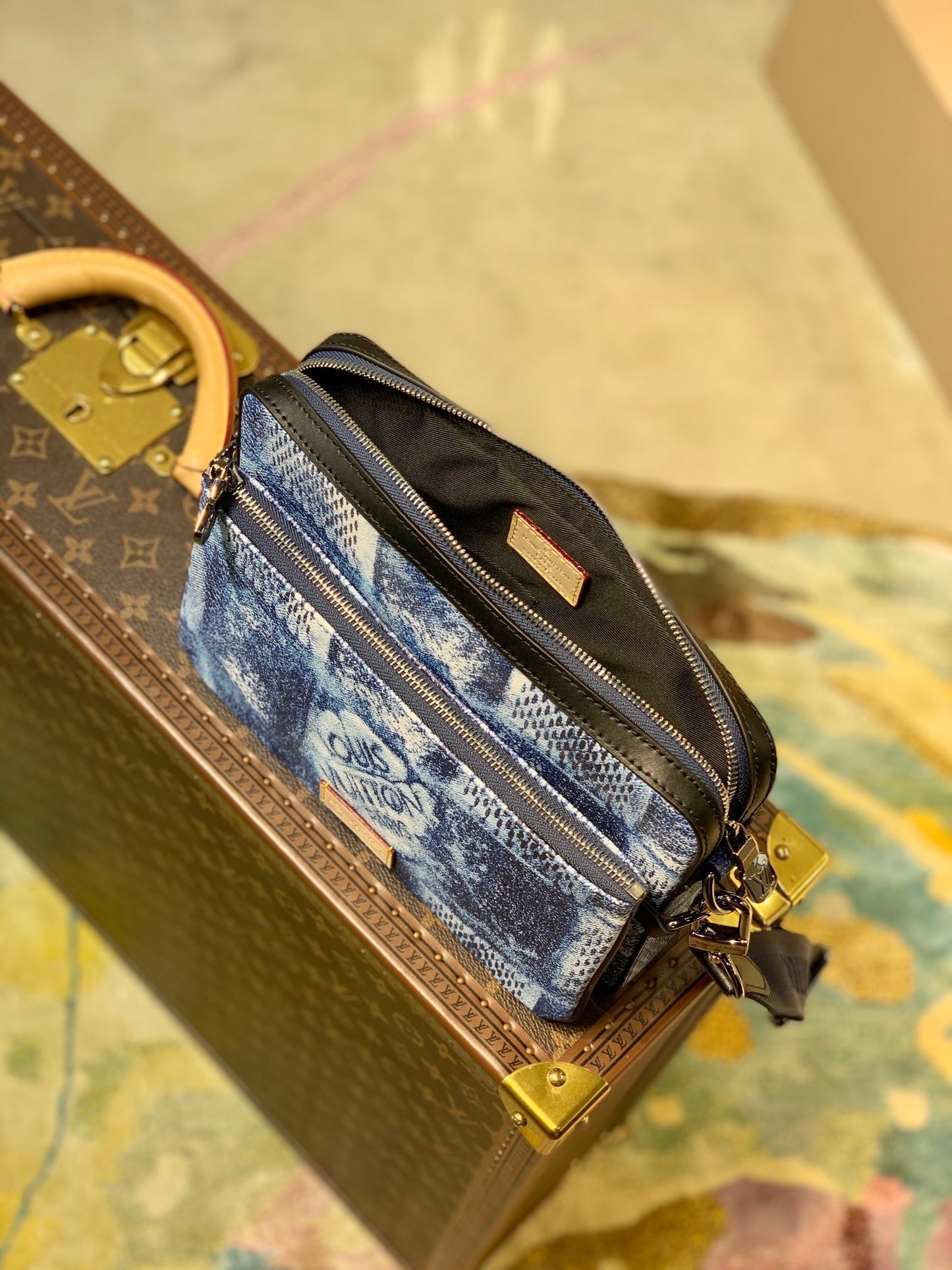 LOU TRIO MESSENGER BAG