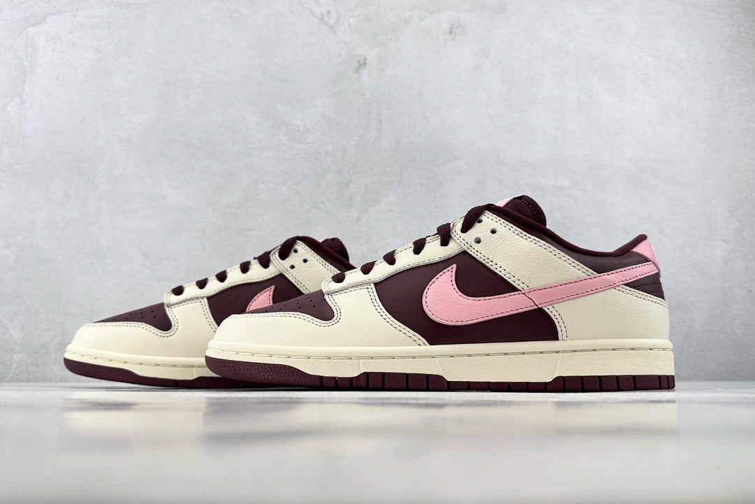 DUNK LOW VALENTINES