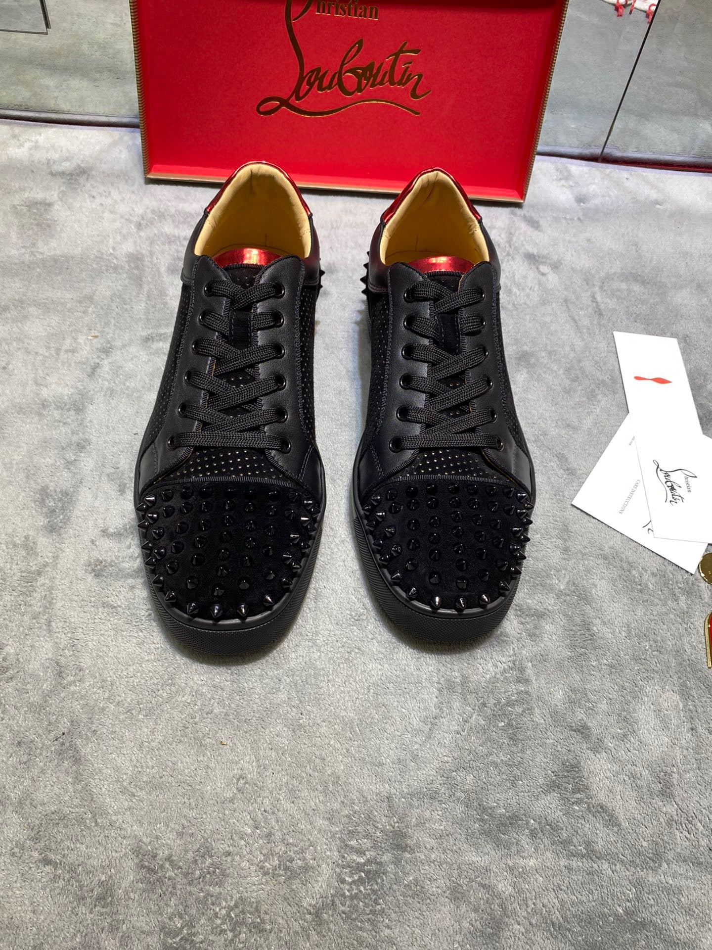 CL SPIKES SNEAKERS