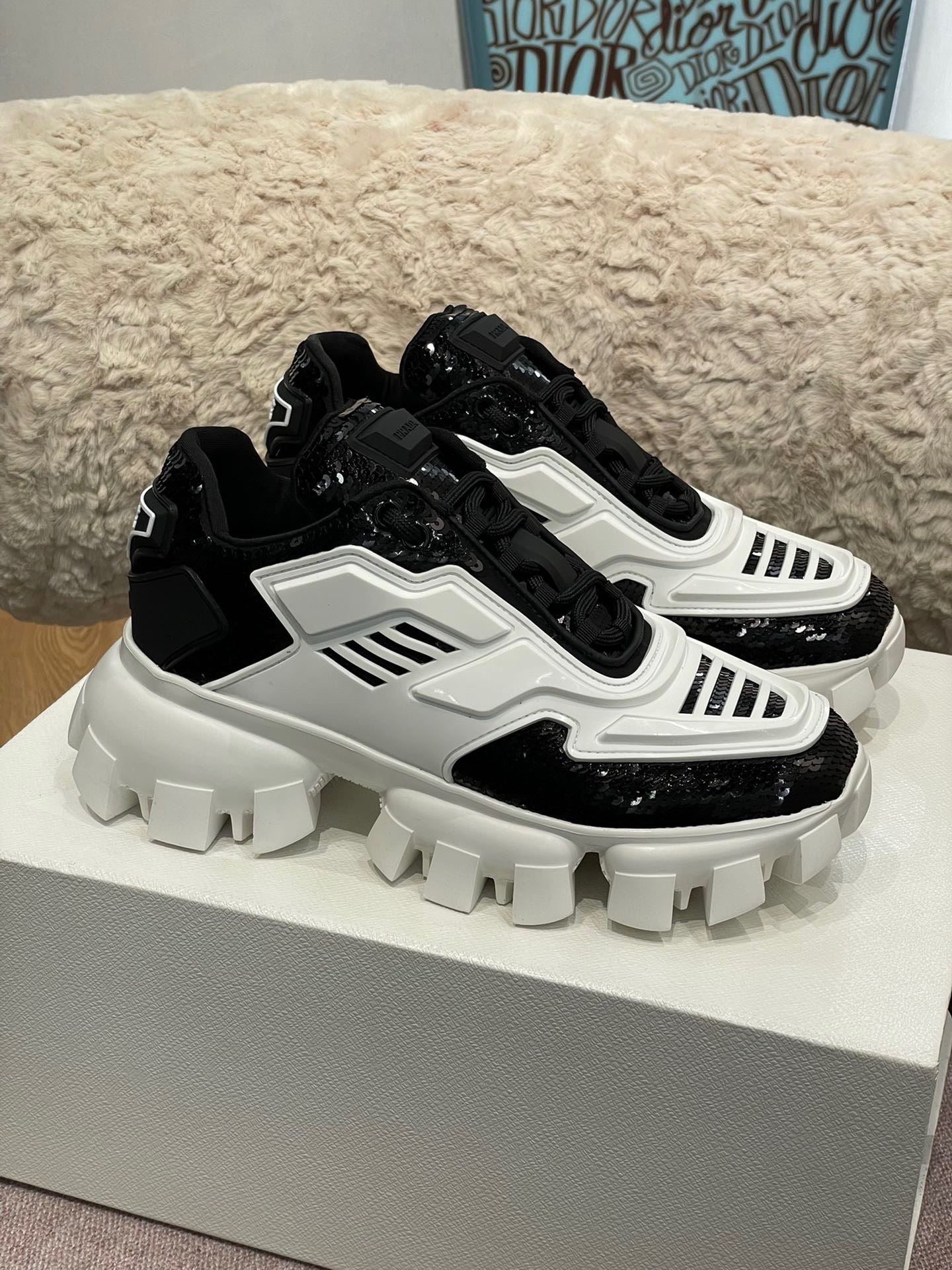 PD CLOUDBUST THUNDER SNEAKERS