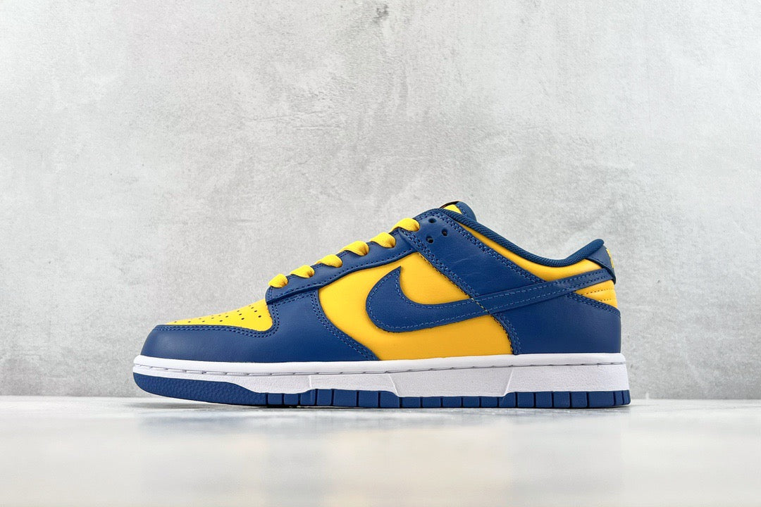 DUNK LOW RETRO UCLA