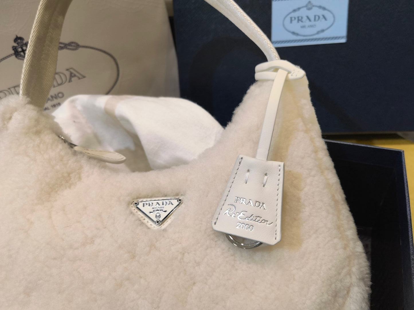 PD RE-EDITION 2000 SHEARLING SHOULDER BAG