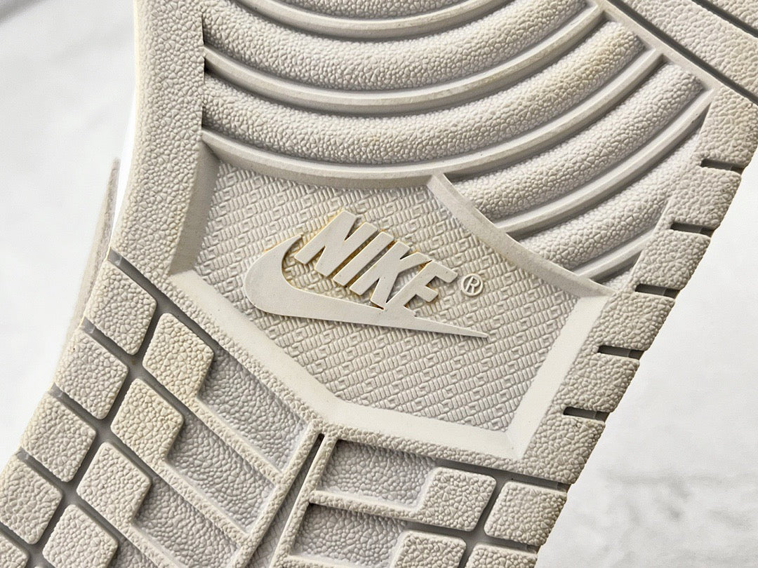 JORDAN X OFF WHIT LECHEF STUDIO