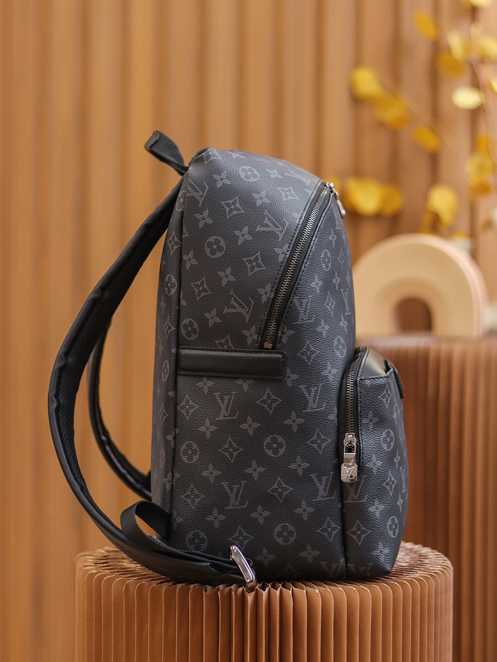 LOU DISCOVERY BACKPACK