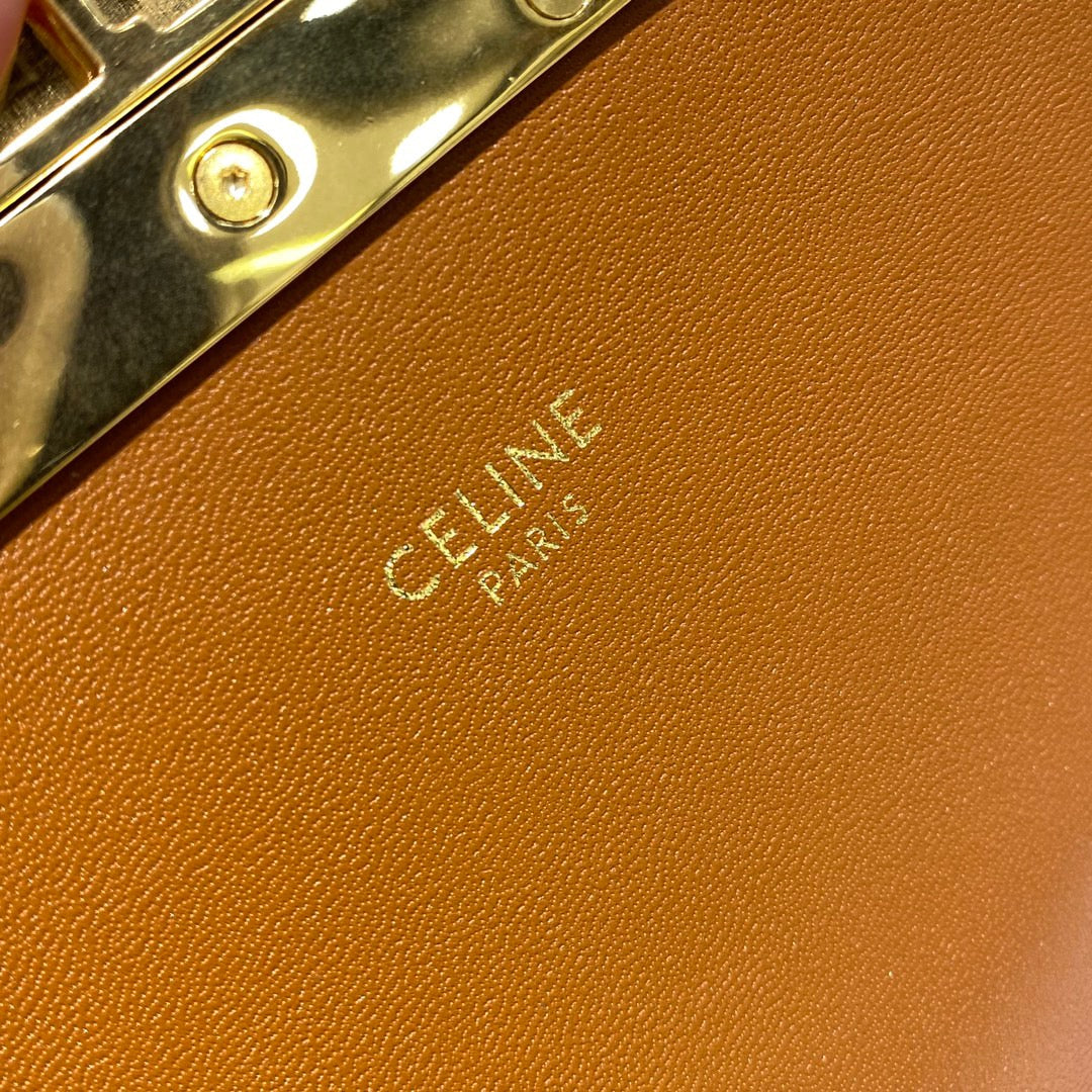CEL TRIOMPHE SHOULDER BAG