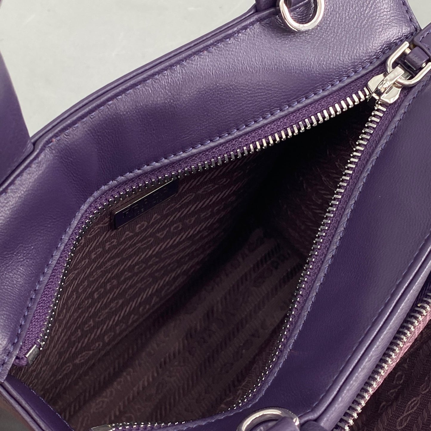 PD NAPPA LEATHER TOTE BAG