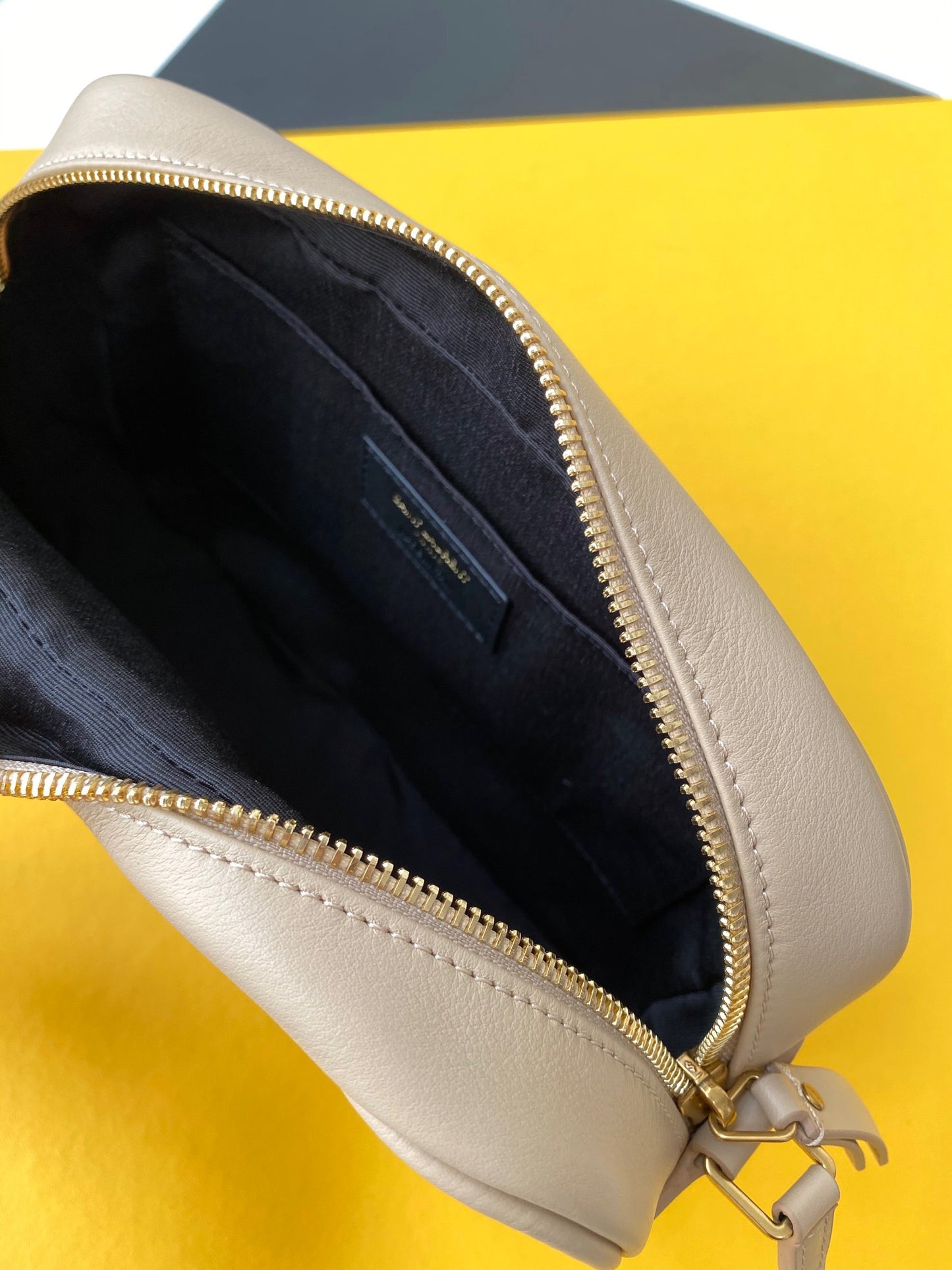 SL LOU CAMERA BAG IN QUILTED LEATHER