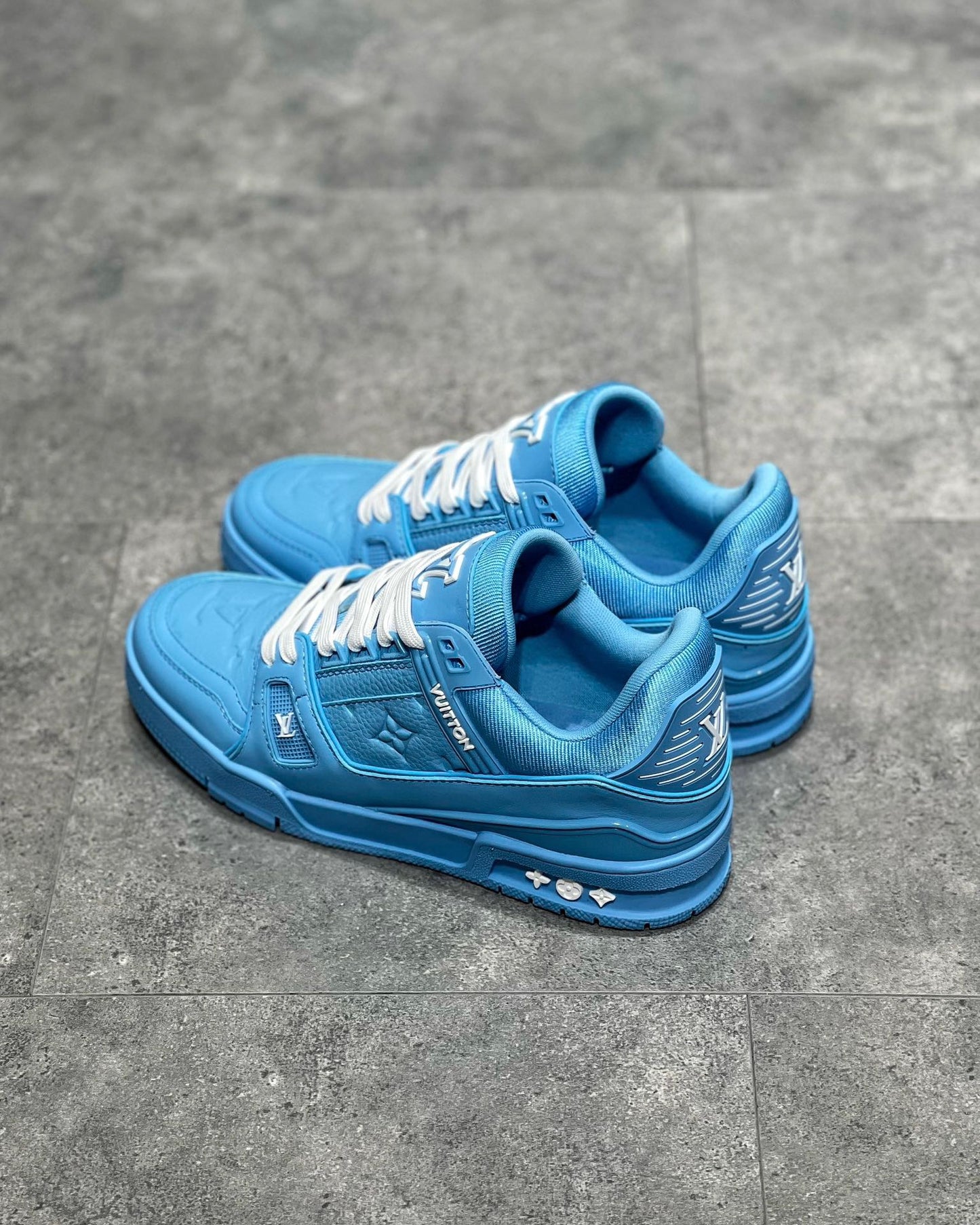 LOU TRAINERS