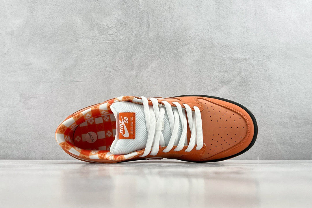 DUNK LOW ORANGE LOBSTER