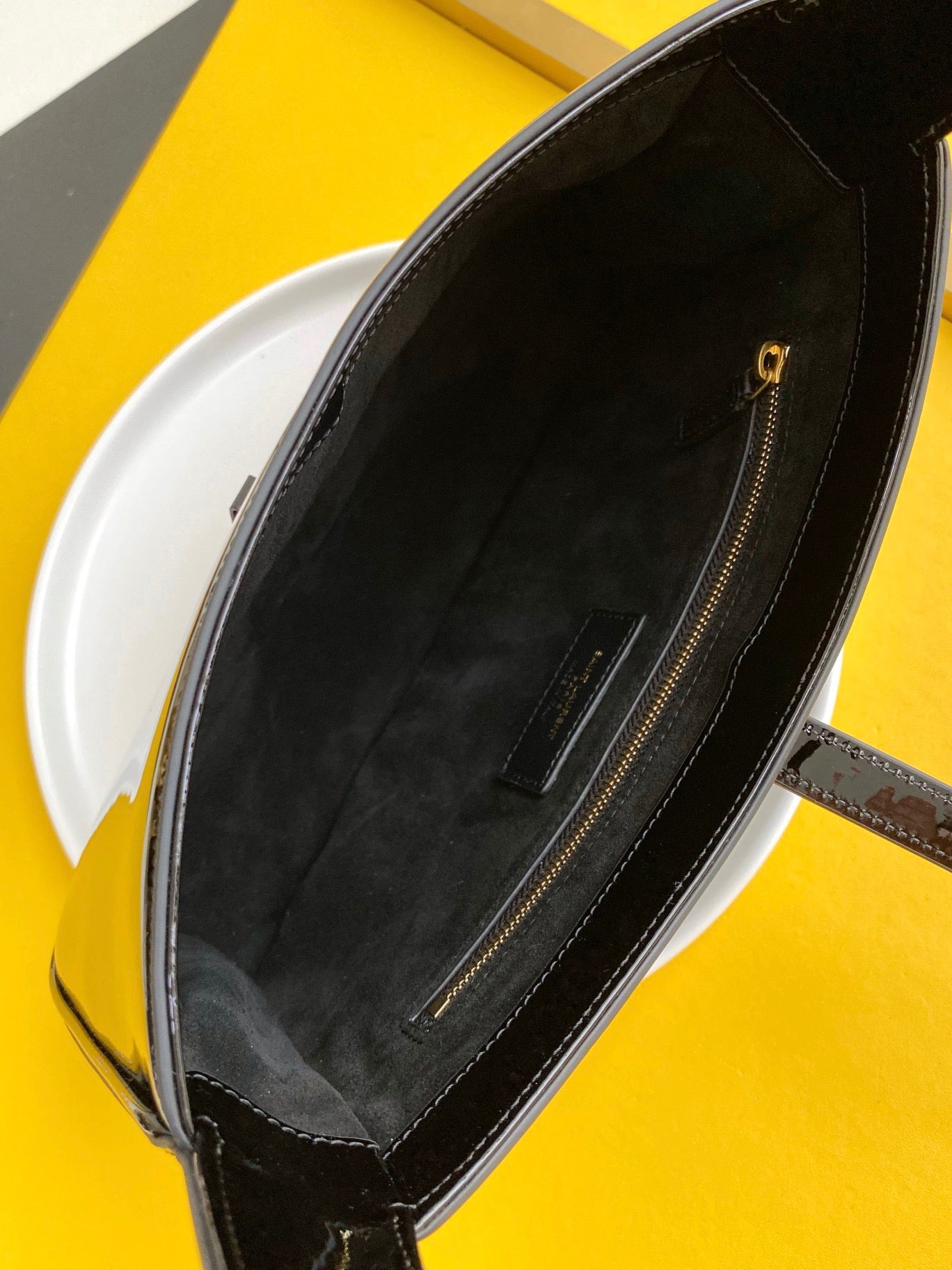 SL LE 5 A 7 HOBO BAG
