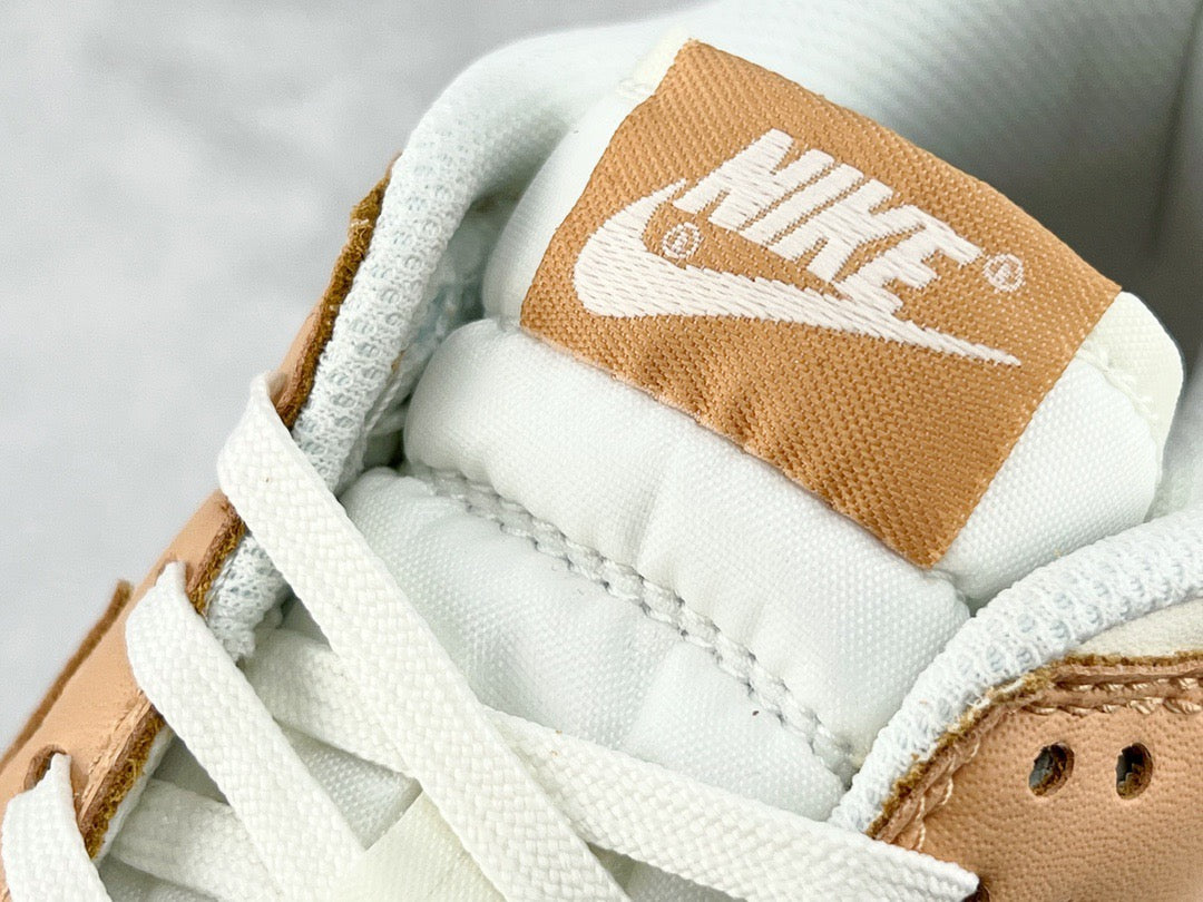 DUNK LOW HARVEST MOON