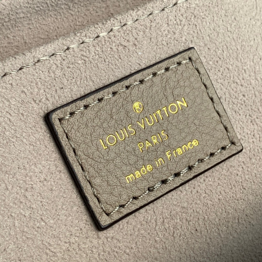 LOU FAVOURITE BAG
