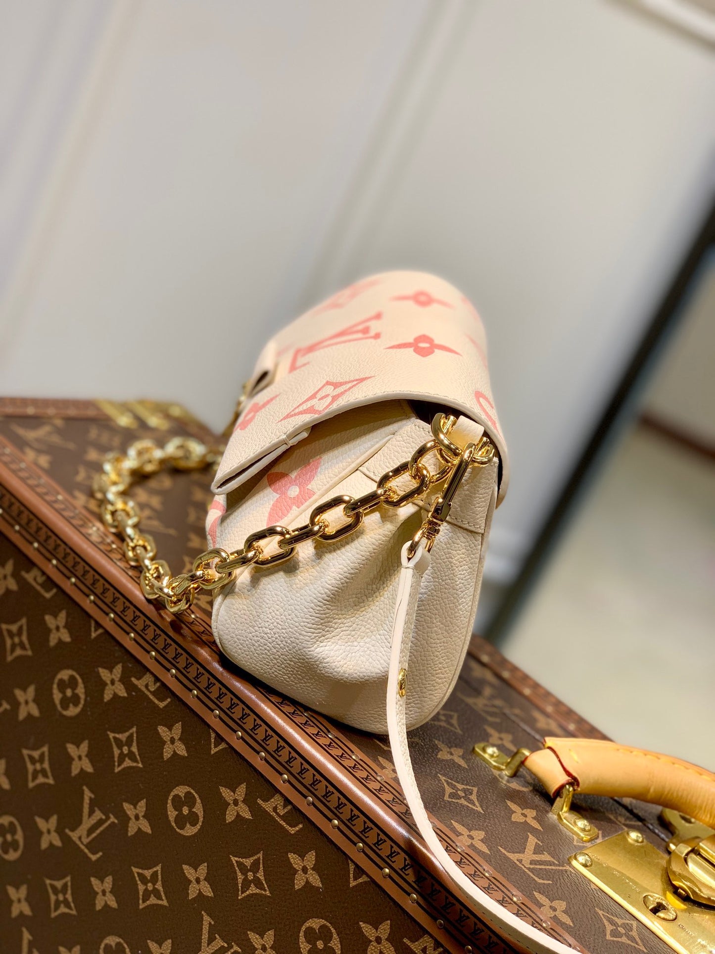 LOU FAVOURITE BAG
