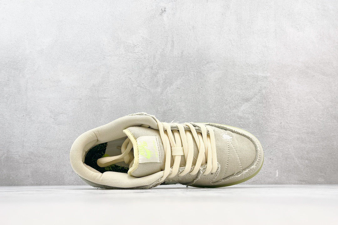 DUNK LOW MUMMY