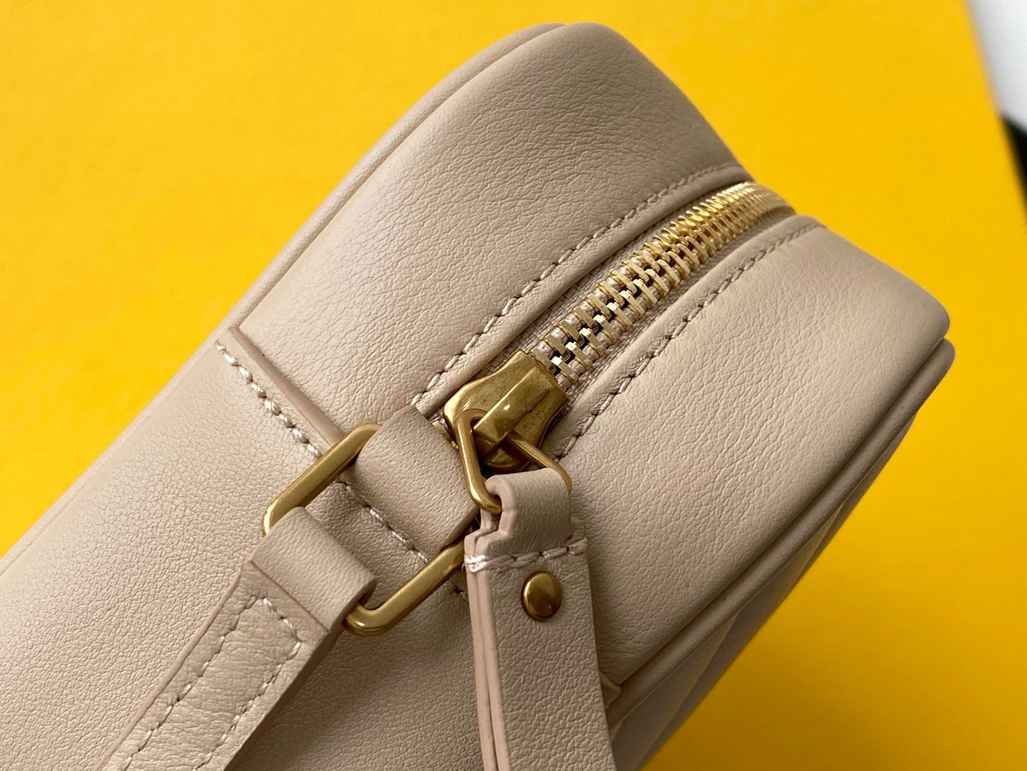 SL LOU CAMERA BAG IN QUILTED LEATHER