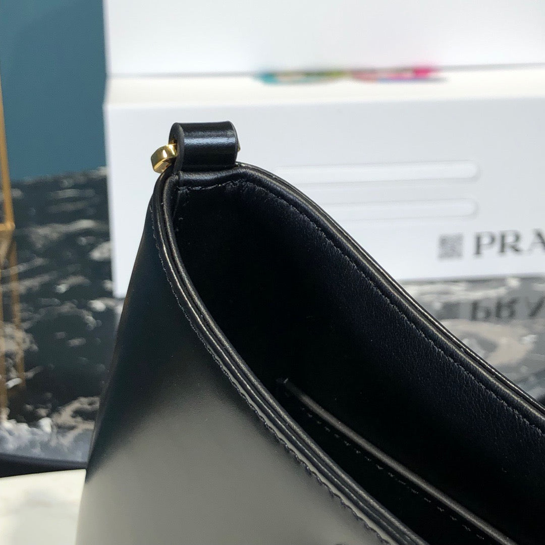PD CLEO 2020 CLUTCH BAG