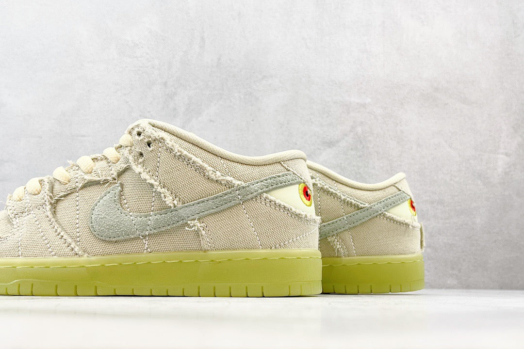 DUNK LOW MUMMY
