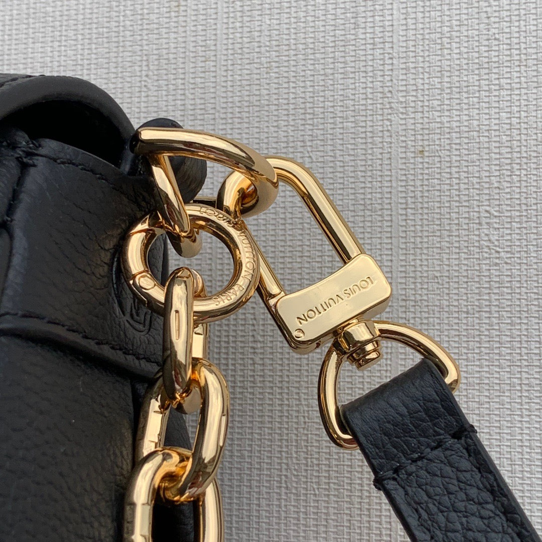 LOU FAVOURITE BAG