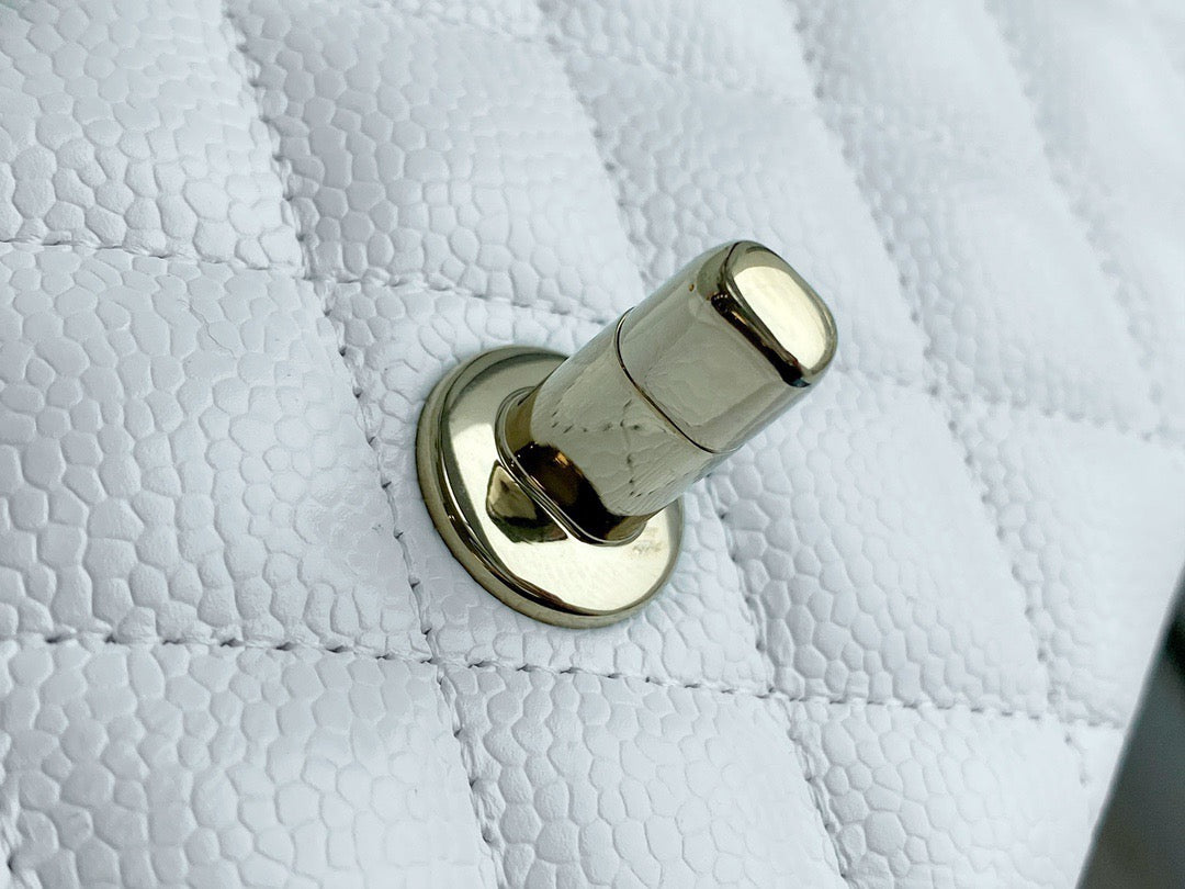 CC CLASSIC FLAP BAG