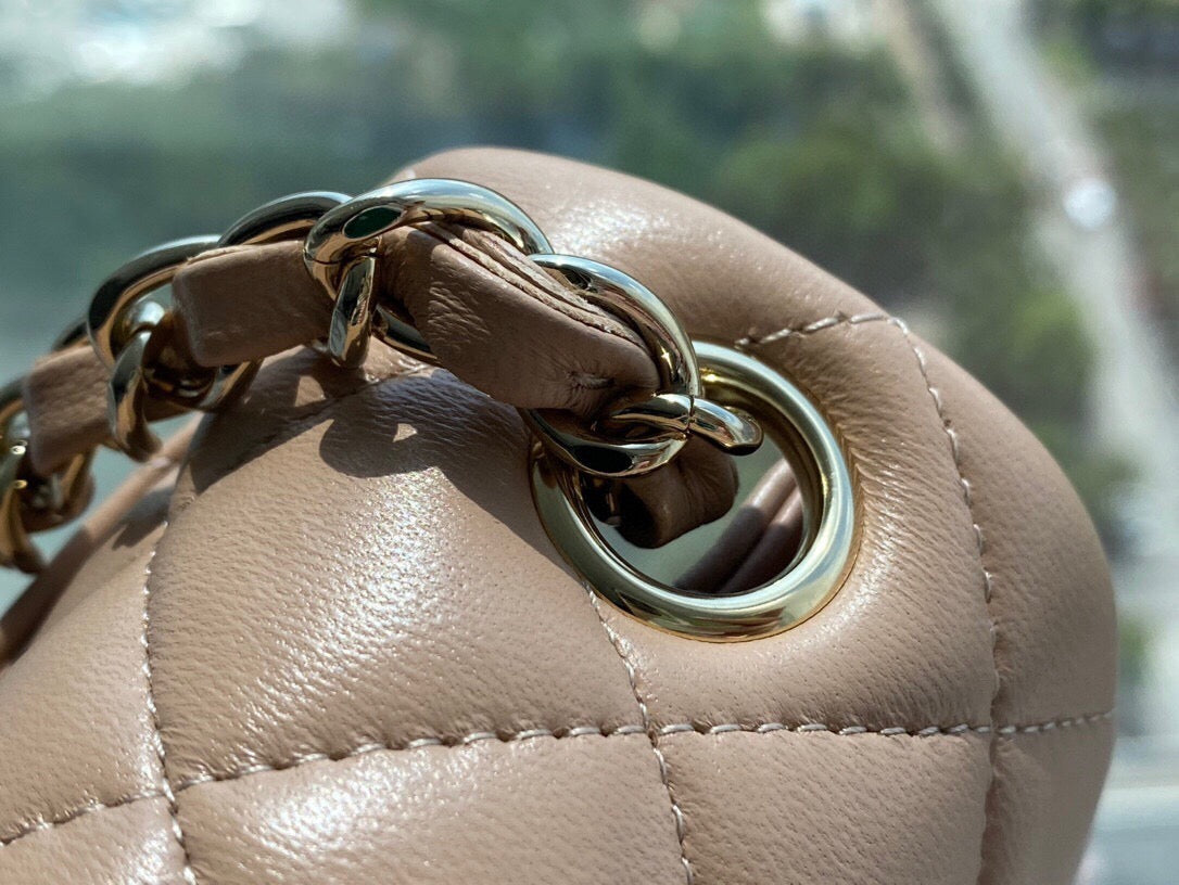 CC MINI FLAP BAG