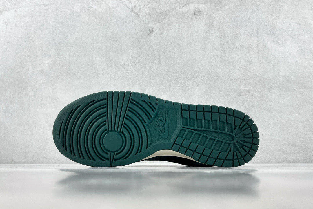 DUNK LOW ATOMIC TEAL