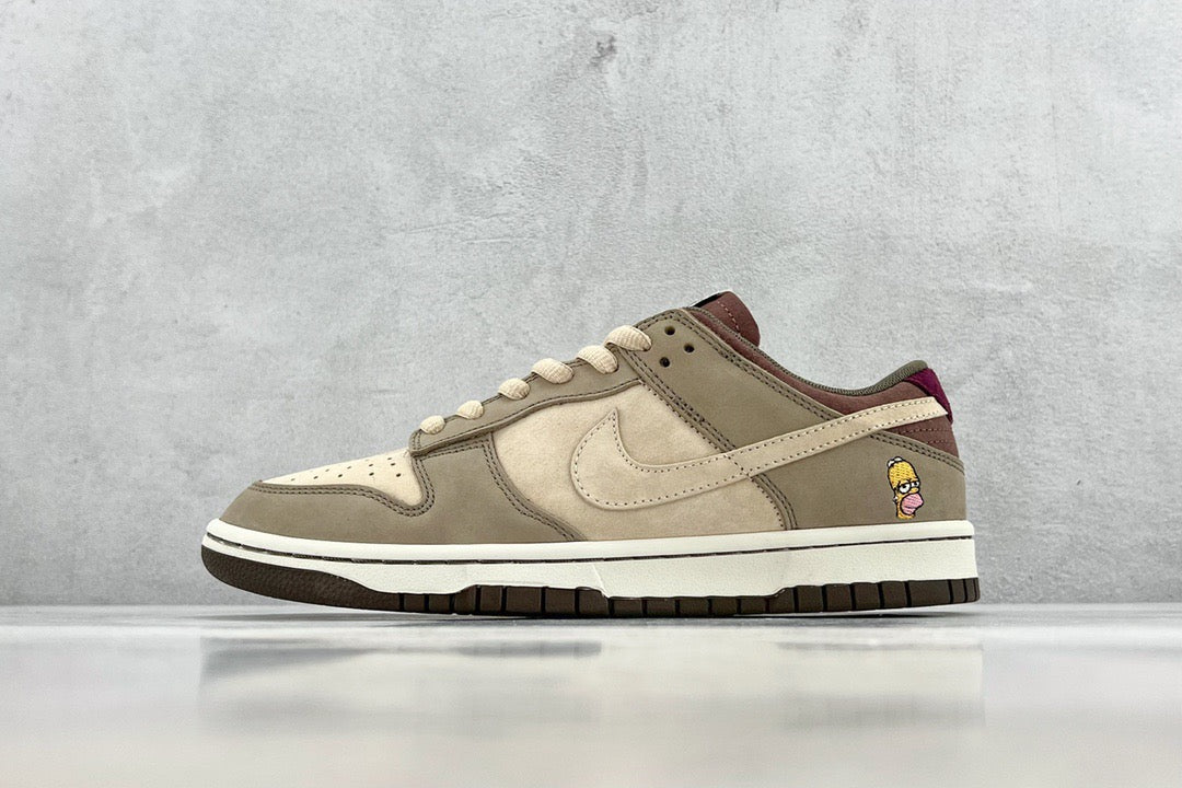 DUNK LOW x OTOMO KATUSHIRO
