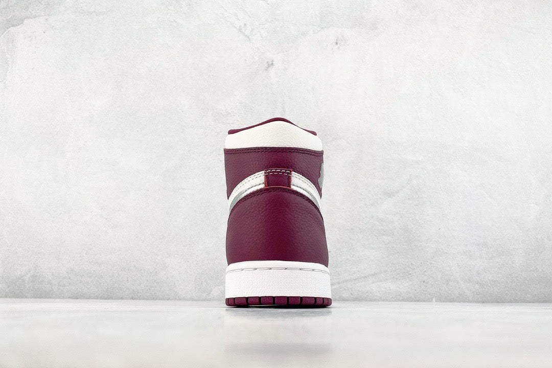 JORDAN 1 HIGH BORDEAUX