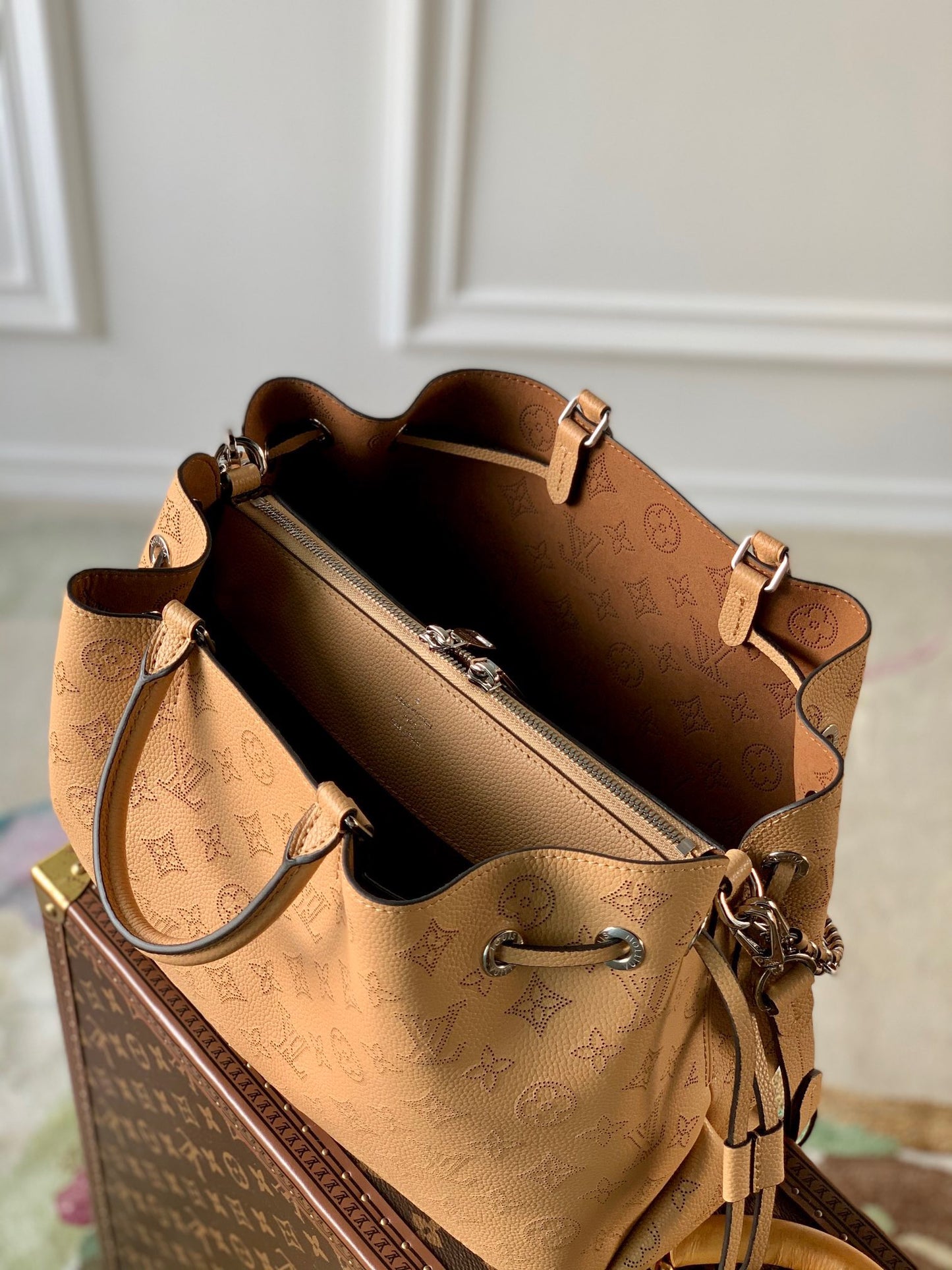LOU BELLA TOTE BAG