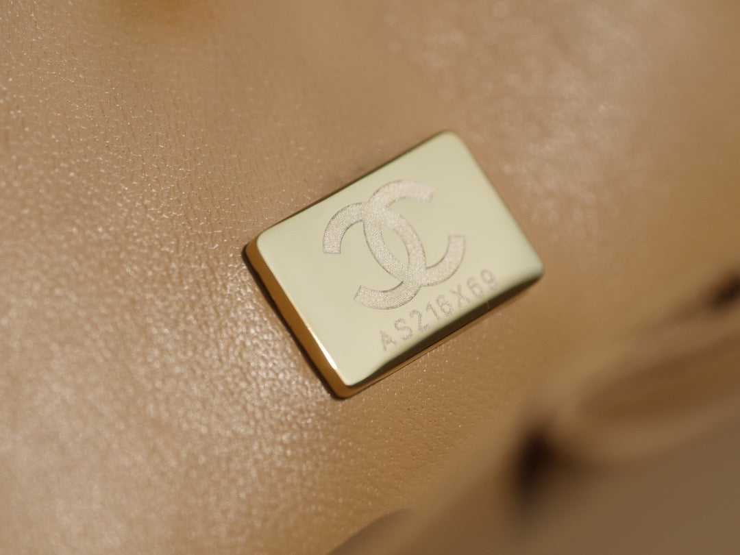 CC CLASSIC FLAP BAG