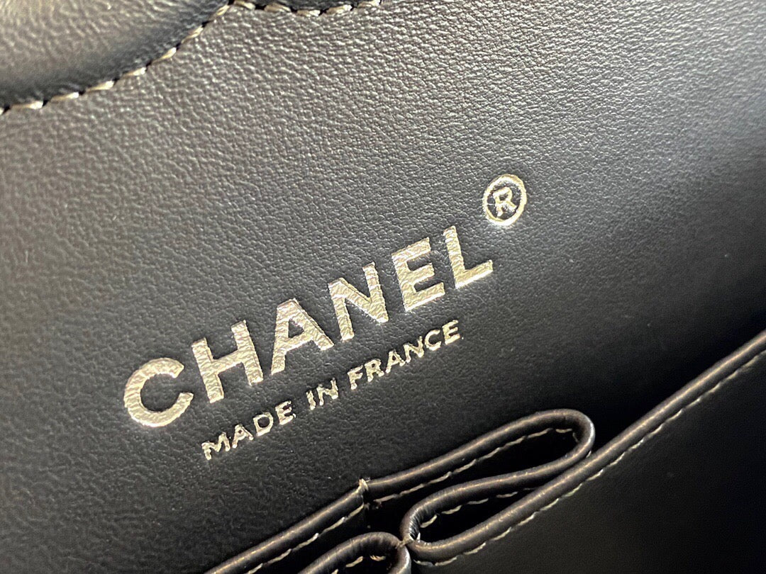 CC CLASSIC FLAP BAG