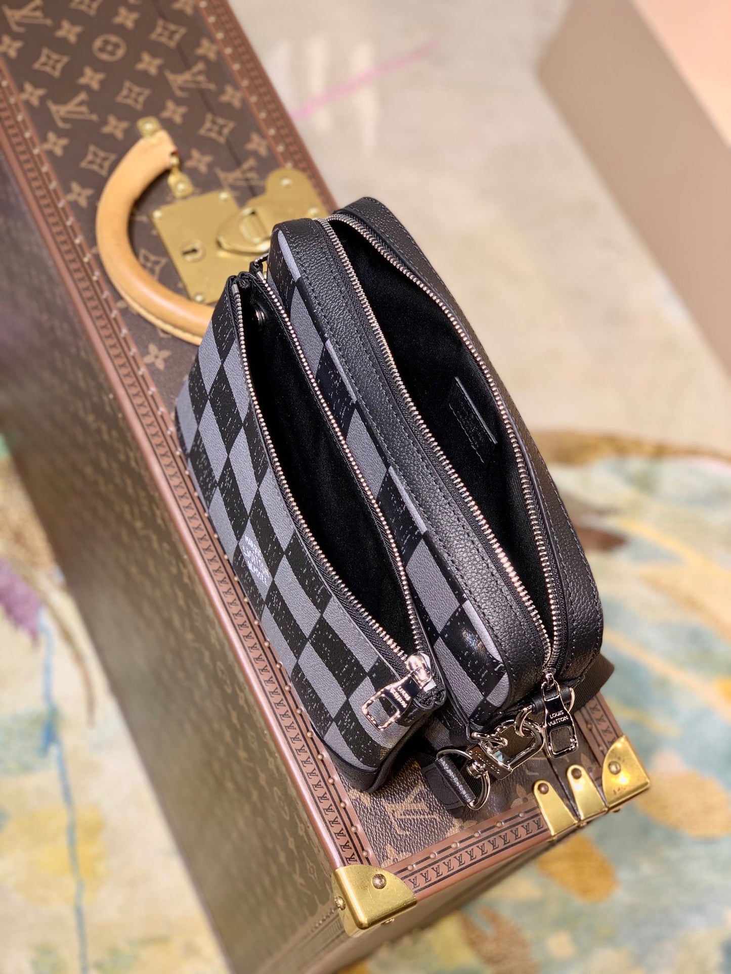 LOU TRIO MESSENGER BAG
