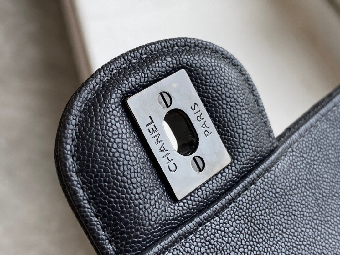 CC CLASSIC FLAP BAG