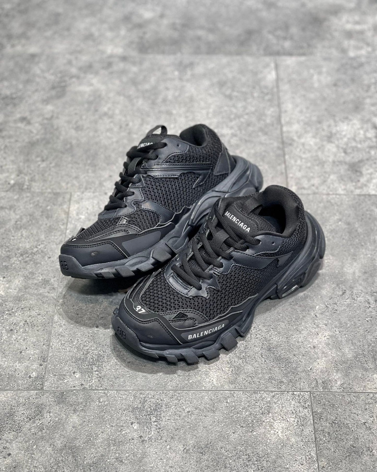 BAL TRACK 3 SNEAKERS