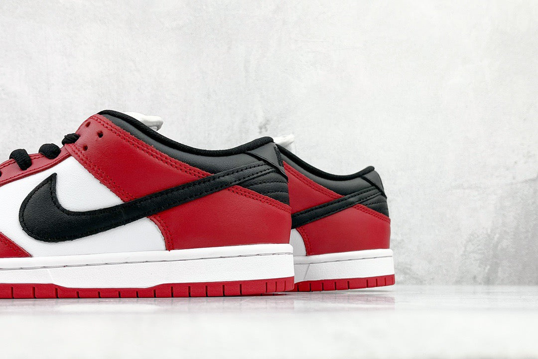 DUNK LOW CHICAGO