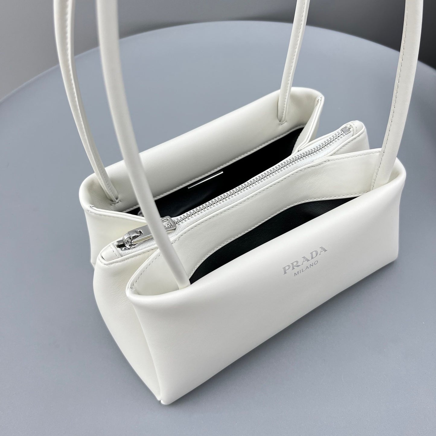 PD SMALL LEATHER BAG