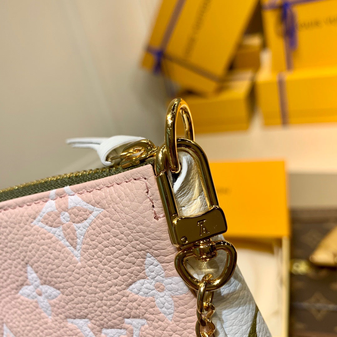 LOU MINI POCHETTE ACCESSOIRES