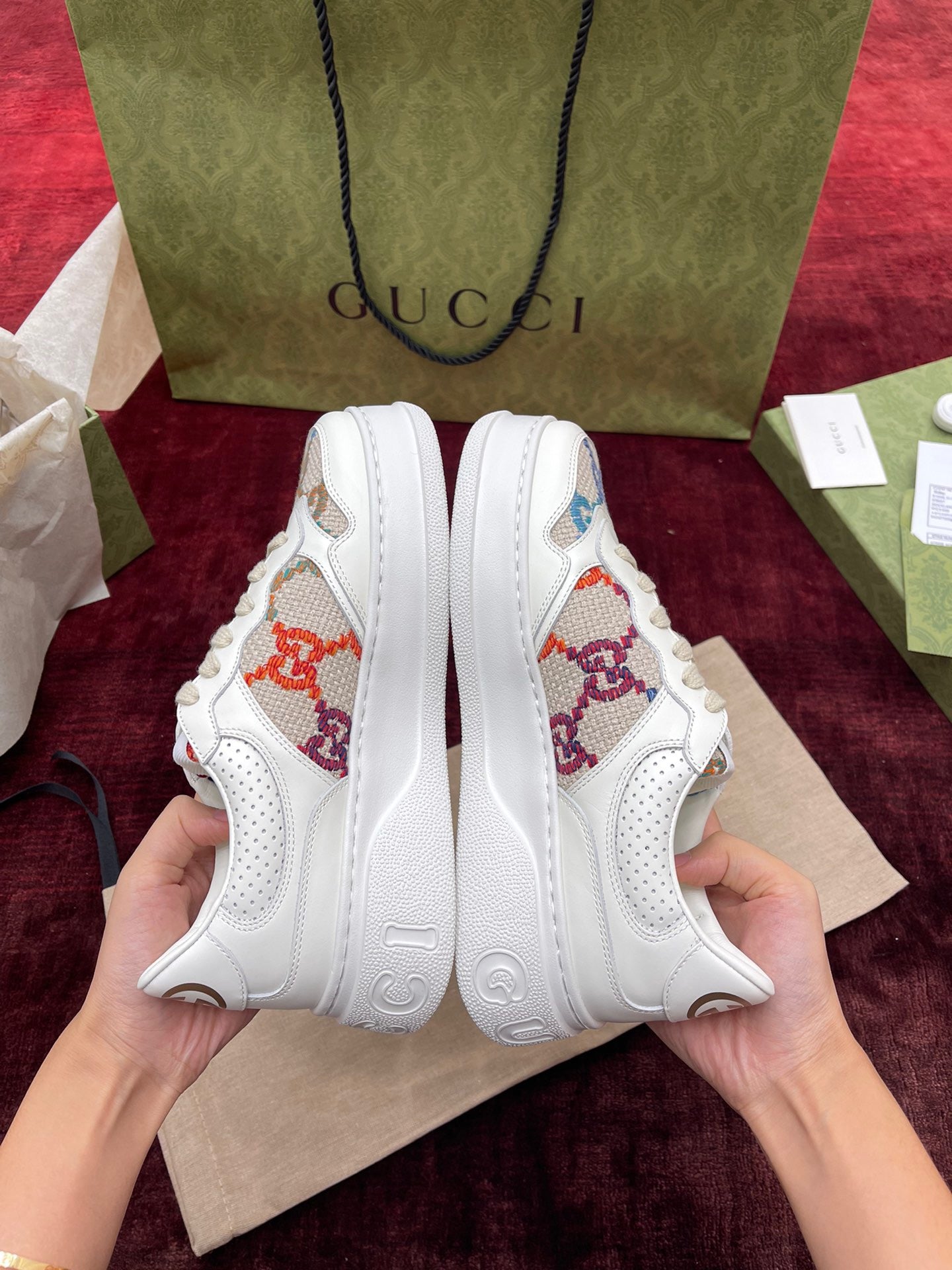 GG SUPREME TRAINERS